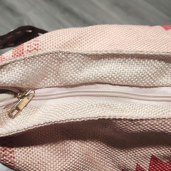 Southwestern Soft Burlap Fringe Stylish Tan & Brown Hobo Bag - Picture 8 of 11